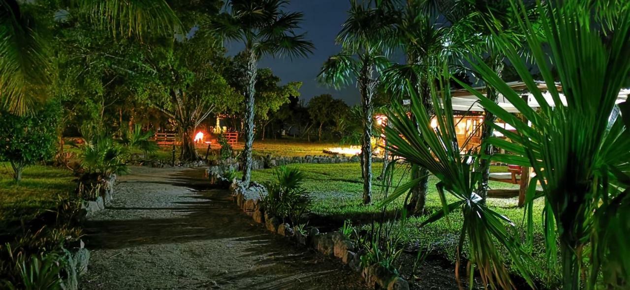Hotel El Chital Raudales Exterior photo